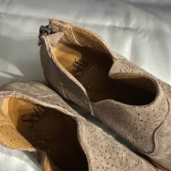 NEW Women's Sofft Ankle Boots in Tan - Picture 4 of 6